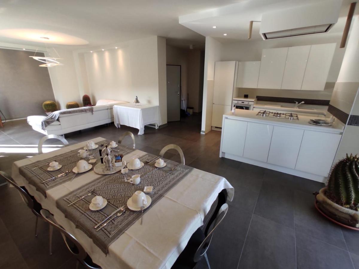 Silvia B&B Elegant House - Design Moderno, Accoglienza Esclusiva Paganica Ngoại thất bức ảnh