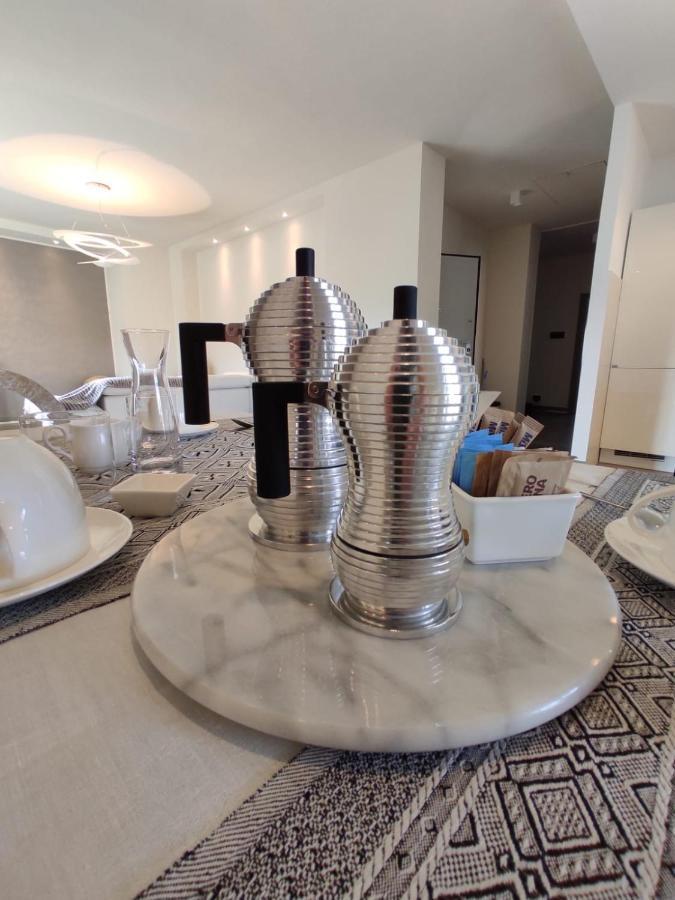Silvia B&B Elegant House - Design Moderno, Accoglienza Esclusiva Paganica Ngoại thất bức ảnh