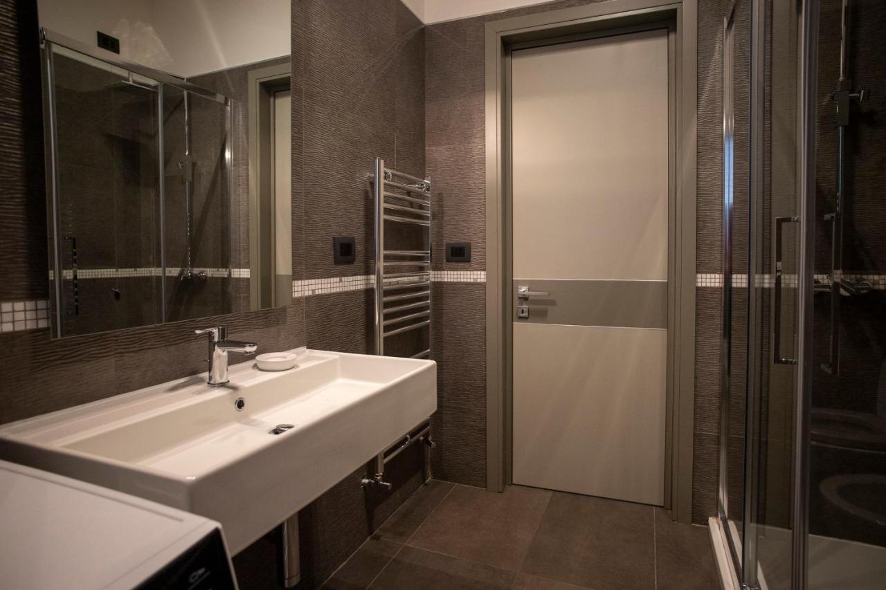 Silvia B&B Elegant House - Design Moderno, Accoglienza Esclusiva Paganica Ngoại thất bức ảnh